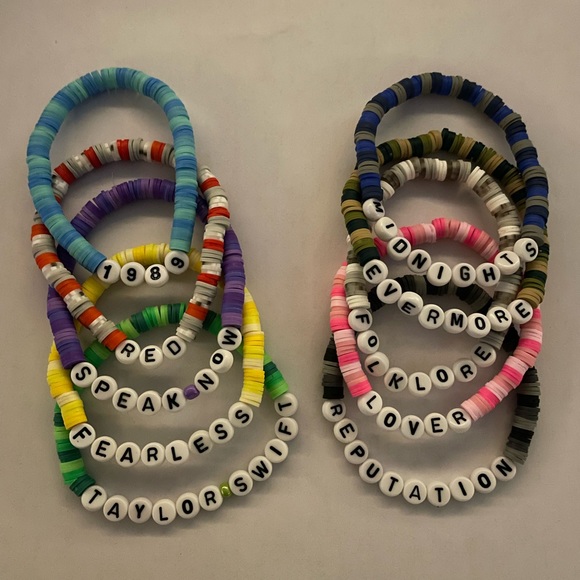 Taylor Swift Eras Tour Friendship Bracelets - Picture 2 of 5